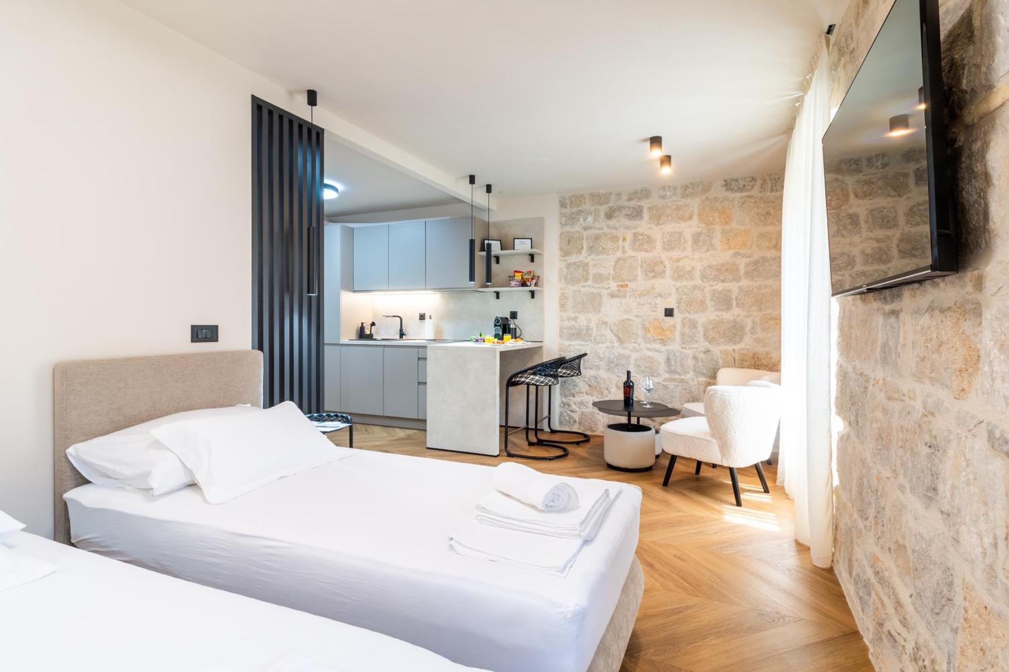 Apartment Centre In Stone House Split Dış mekan fotoğraf
