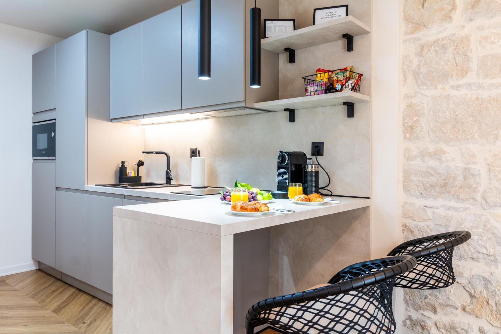 Apartment Centre In Stone House Split Dış mekan fotoğraf